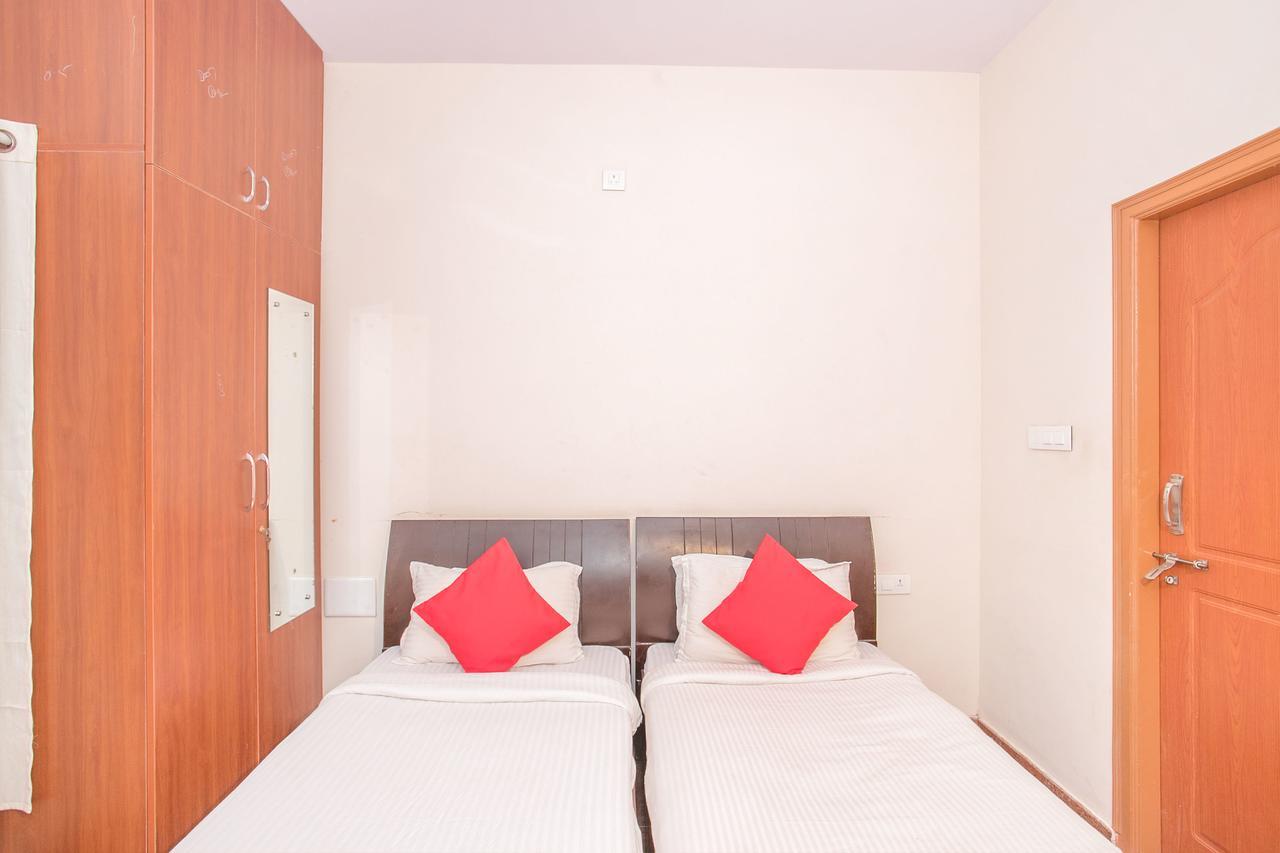 Oyo 9702 Hebbal Hotel บังกาลอร์ ภายนอก รูปภาพ
